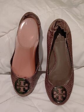 Tory Burch  Brown Snakeskin Logo Ballet Flats